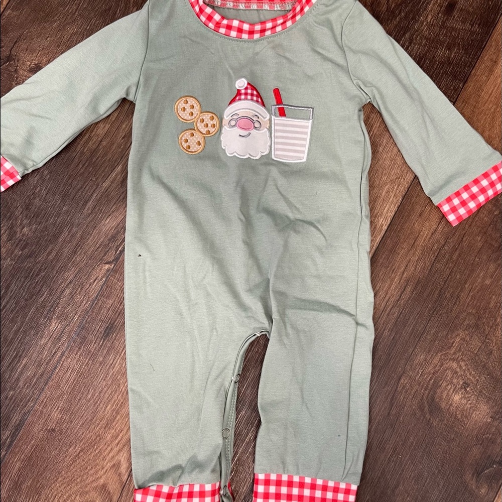 *NWOT* Christmas Santa Milk & Cookies one-piece boy romper - newborn